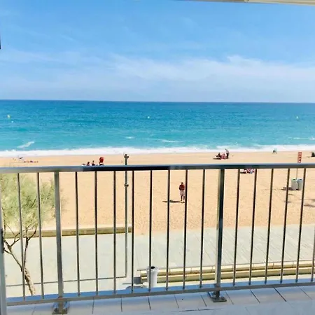 Apartamento Investingspain Paradise Front Sea Views On The Platja d'Aro (Playa de Aro)